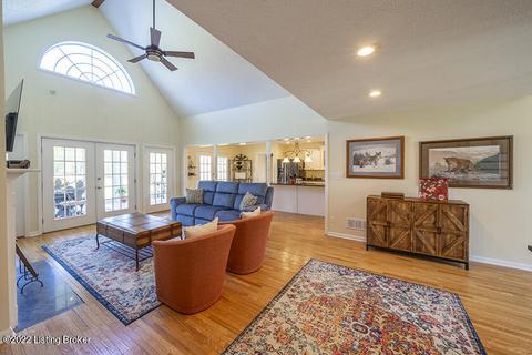 277 Forrest Dr, Smithfield, KY 40068 photo 16