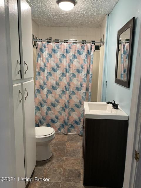 103 Derringer Ct, Springfield, KY 40069 photo 8
