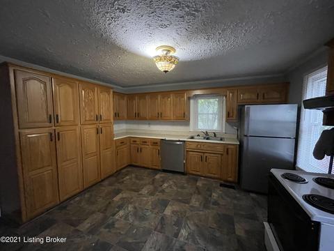 103 Derringer Ct, Springfield, KY 40069 photo 7