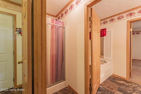 8592 Thomason Rd, Robards, KY 42452 photo 25
