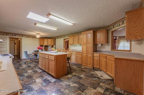 8592 Thomason Rd, Robards, KY 42452 photo 12