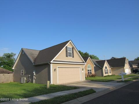 121 Ashton Walk, Radcliff, KY 40160 photo 2