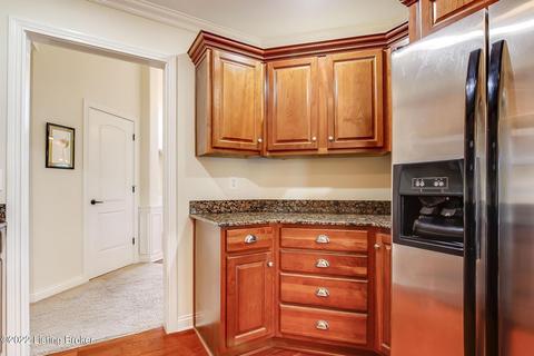 3627 Woodland Lakes Dr, Floyds Knobs, IN 47119 photo 14
