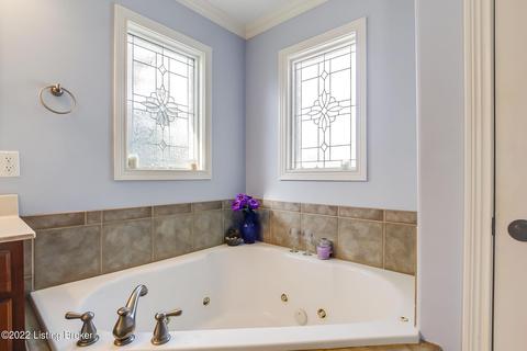 3627 Woodland Lakes Dr, Floyds Knobs, IN 47119 photo 25