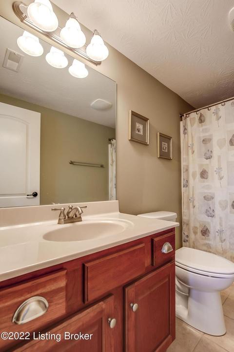 3627 Woodland Lakes Dr, Floyds Knobs, IN 47119 photo 44