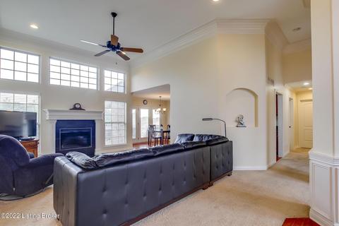 3627 Woodland Lakes Dr, Floyds Knobs, IN 47119 photo 8