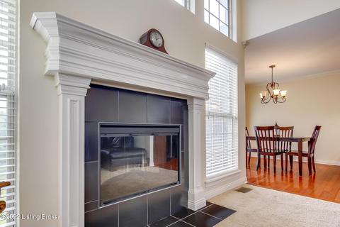 3627 Woodland Lakes Dr, Floyds Knobs, IN 47119 photo 10