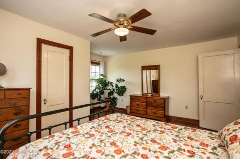 8675 Ky-52, Loretto, KY 40037 photo 20