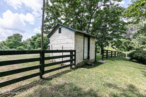 8675 Ky-52, Loretto, KY 40037 photo 31