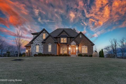 7101 Highgrove Ln, Crestwood, KY 40014