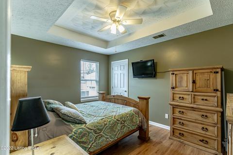 136 Carey Ct, Bardstown, KY 40004 photo 4