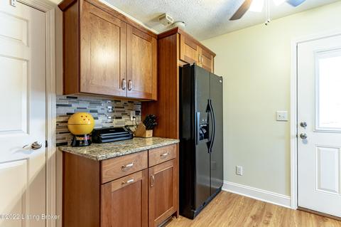 136 Carey Ct, Bardstown, KY 40004 photo 23