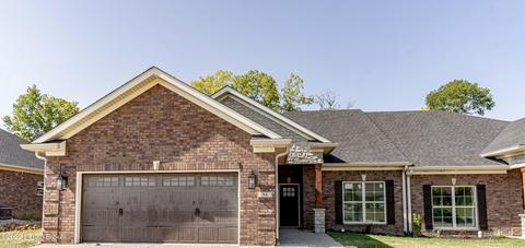 94 Cherokee Dr, Shelbyville, KY 40065
