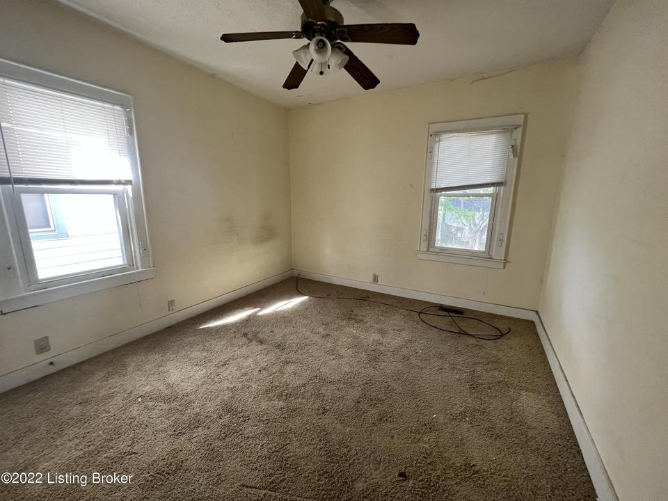  4105 W Muhammad Ali Blvd, Louisville, KY 40212 photo 9