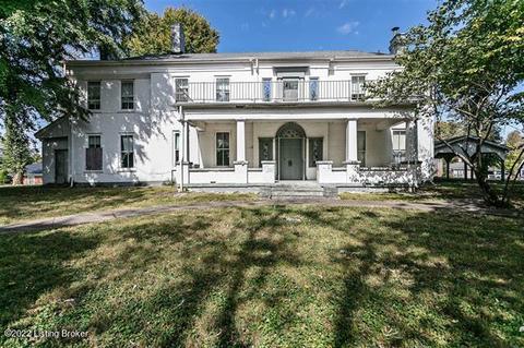 236 Kobert Ave, Lebanon, KY 40033