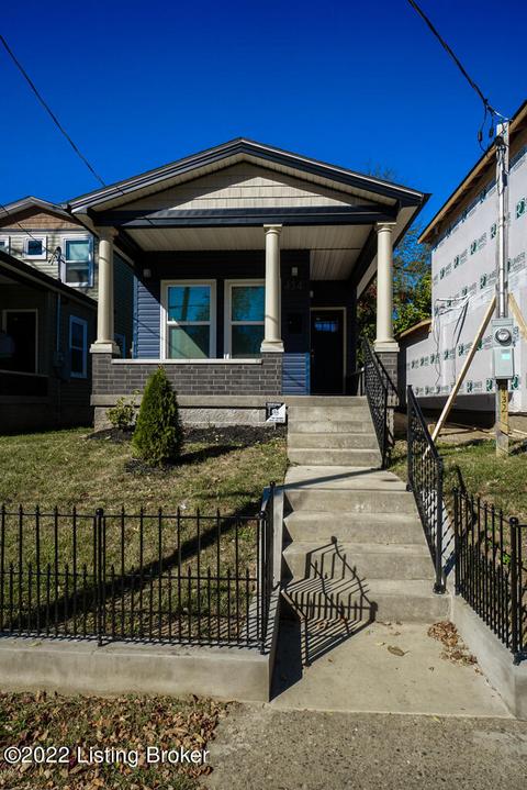 434 Dr W J Hodge St, Louisville, KY 40203