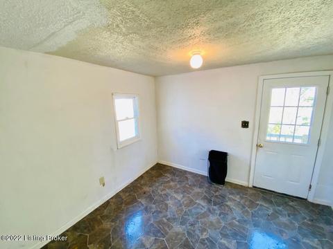 100 Burchett Ln, Springfield, KY 40069 photo 16
