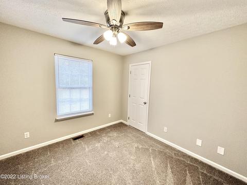 114 E Aulbern Dr, Mount Washington, KY 40047 photo 30