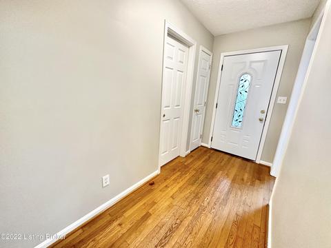 114 E Aulbern Dr, Mount Washington, KY 40047 photo 5