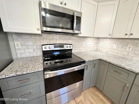 114 E Aulbern Dr, Mount Washington, KY 40047 photo 13