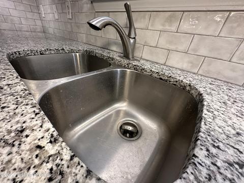 114 E Aulbern Dr, Mount Washington, KY 40047 photo 15