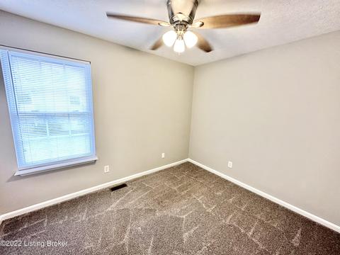 114 E Aulbern Dr, Mount Washington, KY 40047 photo 28