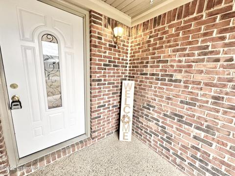 114 E Aulbern Dr, Mount Washington, KY 40047 photo 4