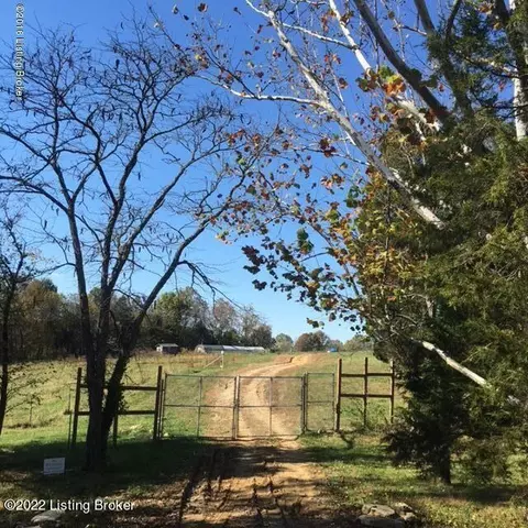 2720 Spotswood Ln, Fisherville, KY 40023