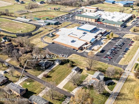 4915 Ruby Way, Shepherdsville, KY 40165 photo 3
