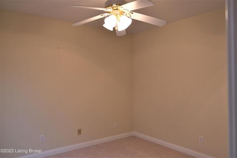 24 Penn Ct, Smithfield, KY 40068 photo 18