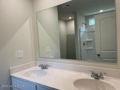 5004 White Pine Ln, La Grange, KY 40031 photo 12