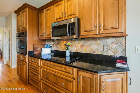 3700 Mirville Ct, Floyds Knobs, IN 47119 photo 11