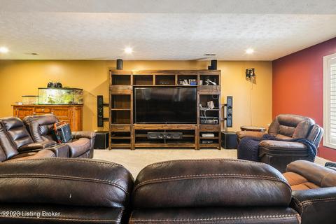 3700 Mirville Ct, Floyds Knobs, IN 47119 photo 33