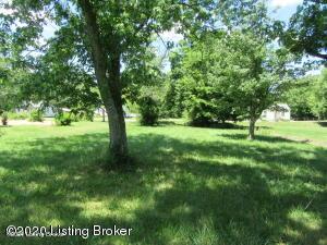 8407 Tolls Ln, Louisville, KY 40214