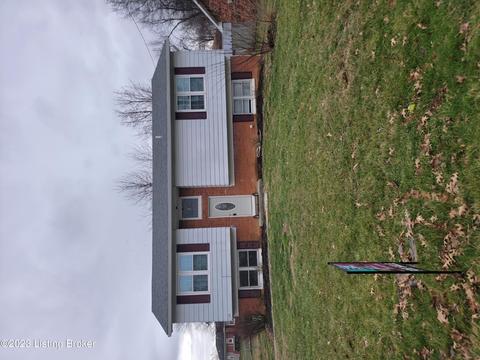 108 Phillips Ln, Campbellsville, KY 42718