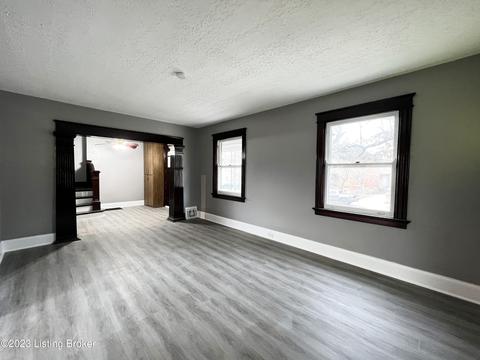 2216 Eastern Ave, Covington, KY 41014 photo 9