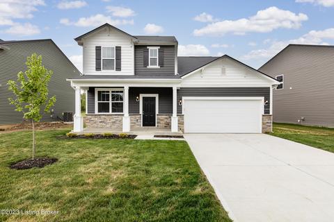 11917 Wooden Trace Dr, Louisville, KY 40229