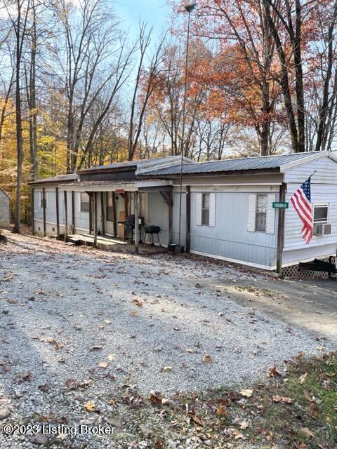 129 Poplar Ln, Mammoth Cave, KY 42259