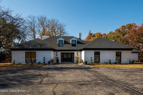 3008 Chalet Dr, Floyds Knobs, IN 47119 photo 3