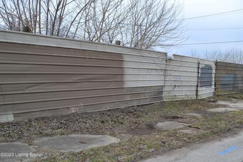2326 Maple St, Louisville, KY 40211