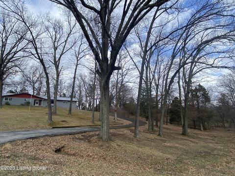 1111 Ellen Dr, Radcliff, KY 40160