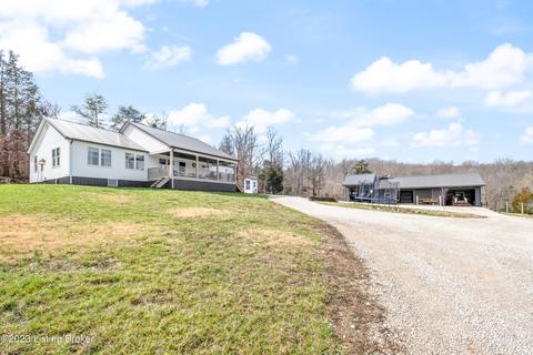 201 Cave Hill Rd, Munfordville, KY 42765