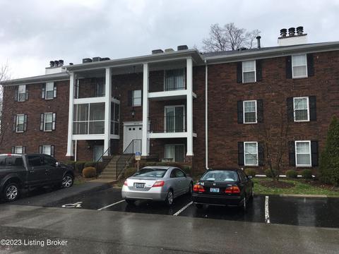 312 Donard Park Ave, Louisville, KY 40218