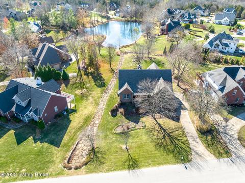 63 Persimmon Ridge Dr, Louisville, KY 40245