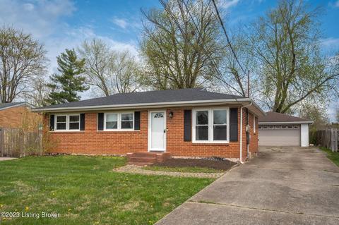 6307 Red Spruce Dr, Louisville, KY 40229