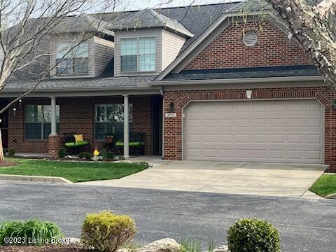 3215 Brittany Pointe Ln, Louisville, KY 40220
