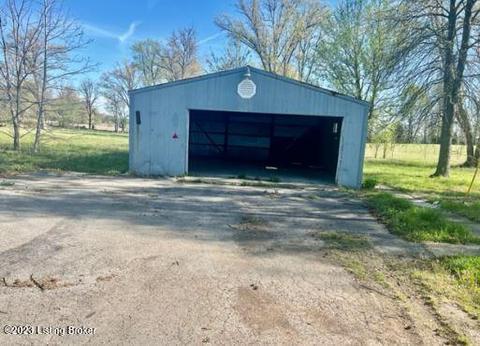 8877 State Rt 416 W, Robards, KY 42452
