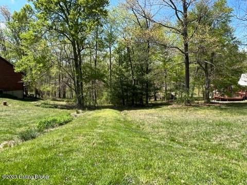 9 Timbercrest # A, Mc Daniels, KY 40152