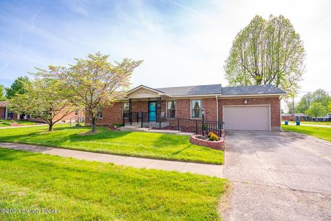 4100 Manner Gate Dr, Louisville, KY 40220