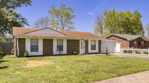 8008 Grenelle Dr, Louisville, KY 40228